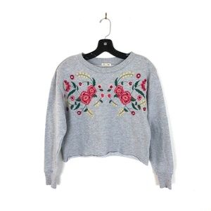 [Urbanology] Boho Embroidered Cropped Sweatshirt